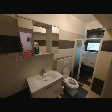 Apartament Vinklis Kaštela